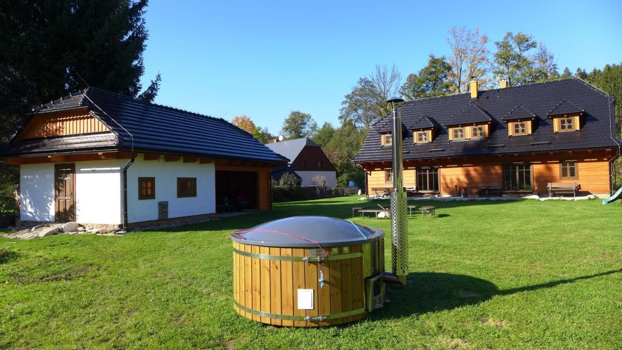 Roubenka Pod Capim Vrchem Villa Velke Losiny Bagian luar foto
